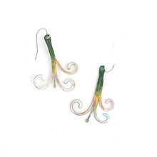 Load image into Gallery viewer, Grevillea Flower Earrings