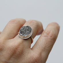 Load image into Gallery viewer, Hematite Druzy Ring