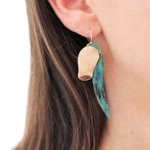 Load image into Gallery viewer, Gum Nut Earrings