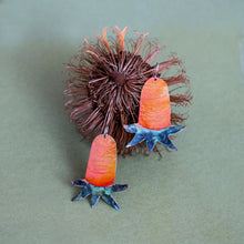 Load image into Gallery viewer, Banksia Flower Earrings