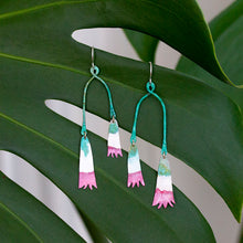 Load image into Gallery viewer, Correa Earrings