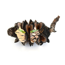 Load image into Gallery viewer, Banksia Pod Earrings